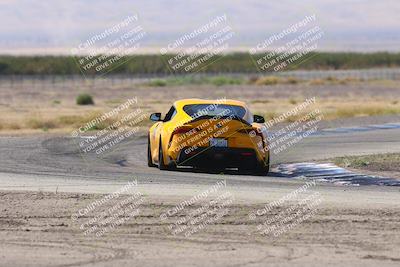 media/Oct-04-2025-OnGrid (Sat) [[44bd565ffa]]/Green Group/Grapevine/